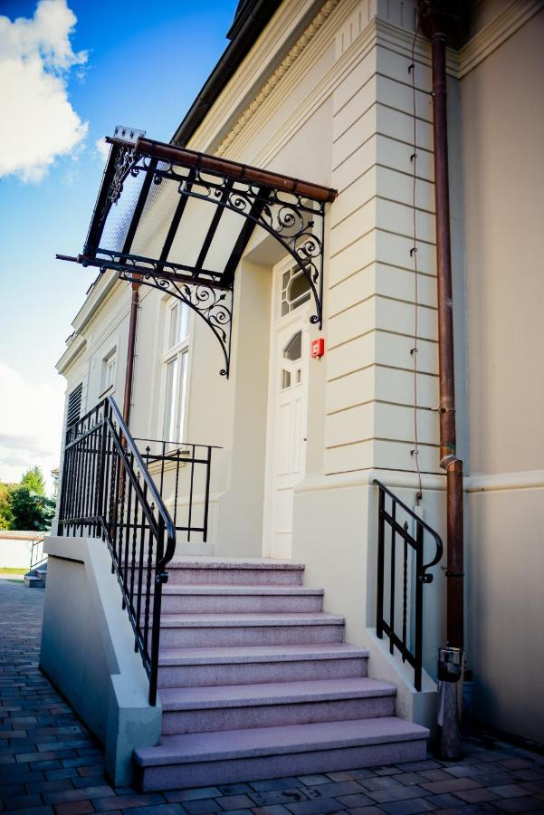 Villa Ljiljana Vinkovci Exterior foto